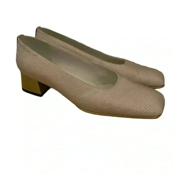 Stuart Weitzman Cream Fabric Square Heel Shoes - Picture 1 of 7